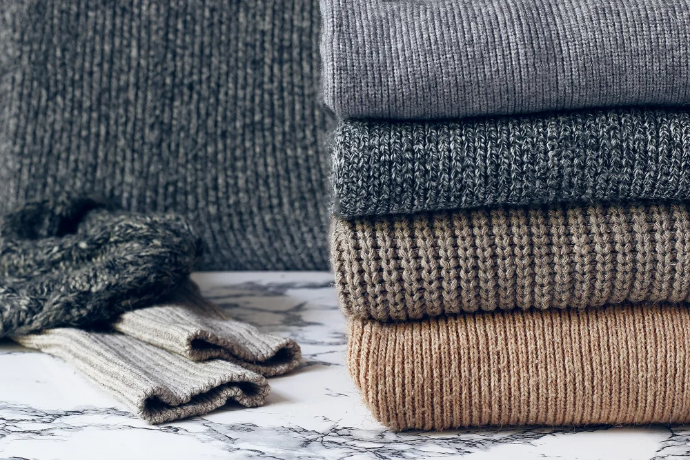 Sweaters & Cardigans apparel category